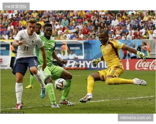 帕尔特伊面临双重压力，国家队再获黄牌将错过关键场次，其战术犯规选择成变数。